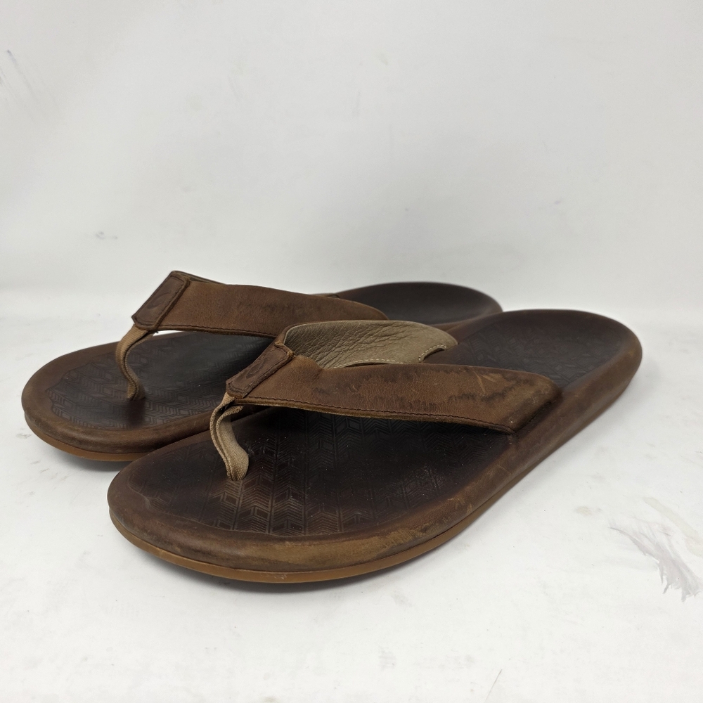 OluKai Brown Leather Thong Sandals